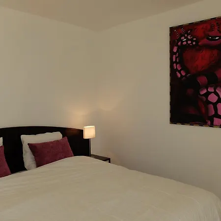 Les Pierres Bed and Breakfast Saint-Restitut